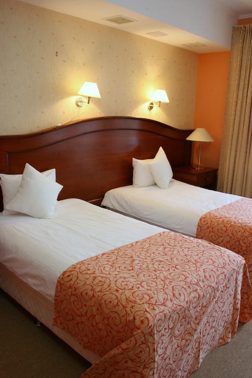 Premier Hotel Shafran Sumy Værelse billede